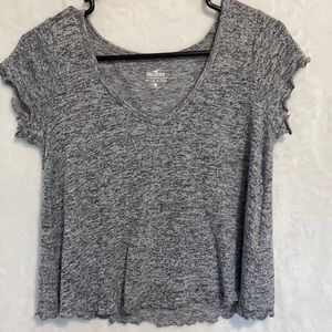 Hollister Gray V-Neck cropped shirt